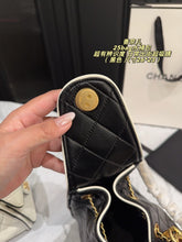 Load image into Gallery viewer, CC1407 Chanel 25 Bucket Bag / 26 x 23 cm