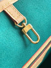 Load image into Gallery viewer, LB1046 Neverfull MM / HIGHEST QUALITY VERSION / 12.2 x 11 x 5.5 inches