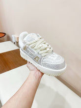 Load image into Gallery viewer, SE1282 LB Trainer Maxi Sneaker / Size5-11