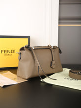 Load image into Gallery viewer, FF293 By The Way Selleria Medium / 11x5.1x6.7inch