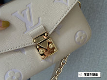 Load image into Gallery viewer, LB952 Pochette Métis East West / 8.5 x 5.3 x 2.4 inches