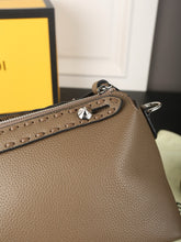 Load image into Gallery viewer, FF293 By The Way Selleria Medium / 11x5.1x6.7inch