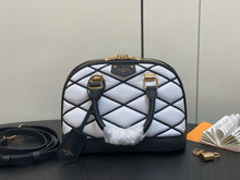 Load image into Gallery viewer, LB903 Alma BB / HIGHEST QUALITY VERSION / 9.3 x 6.9 x 4.5 inches