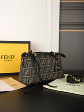 Load image into Gallery viewer, FF294 By The Way Selleria Medium / 11x5.1x6.7inch