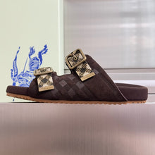 Load image into Gallery viewer, SE1473 Burberry Urchin Check Suede Sandals / Men's Size 8-14