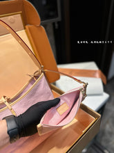 Load image into Gallery viewer, LB1217 CarryAll PM / 11.4 x 9.4 x 4.7 inches