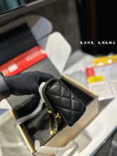 Load image into Gallery viewer, CC1115 Small Flap Bag / 4.7 × 7.8 × 2.3 in