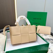 Load image into Gallery viewer, BV067 Mini Arco Tote Bag / 9.4x6.3x3.1inch