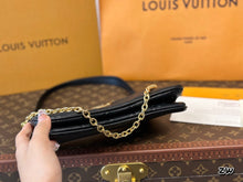 Load image into Gallery viewer, LB1051 Liv Pochette / 9.6 x 5.3 x 2.6 inches