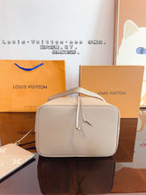 Load image into Gallery viewer, LB1049 NéoNoé MM / 10.2 x 10.2 x 6.9 inches