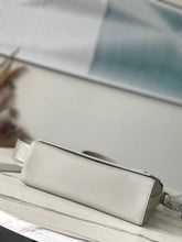 Load image into Gallery viewer, MBG056 Takeoff Messenger / HIGHEST QUALITY VERSION / 11 x 9.4 x 3.9 inches