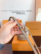 Load image into Gallery viewer, LB1050 Nano Noé / 5.1 x 6.3 x 3.9 inches