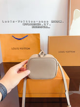 Load image into Gallery viewer, LB1050 Nano Noé / 5.1 x 6.3 x 3.9 inches