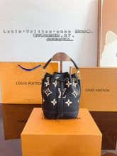 Load image into Gallery viewer, LB1050 Nano Noé / 5.1 x 6.3 x 3.9 inches