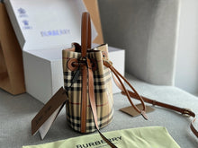 Load image into Gallery viewer, BUR123 Mini TB Bucket Bag / 6.5 x 4.3 x 7.3in