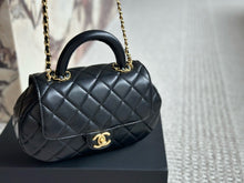 Load image into Gallery viewer, CC1015 Small Flap Bag with Top Handle / 9.4x4.7x3.5inch