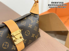 Load image into Gallery viewer, LB1467 Louis Vuitton Pochette Mia Bag / 21 x 11 cm