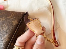 Load image into Gallery viewer, LB870 Pochette Accessoires / 9.3 x 5.3 x 1.6 inches