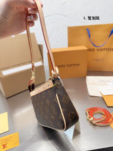 Load image into Gallery viewer, LB871 Pochette Accessoires / 8.3x5.1x1.6inch