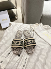 Load image into Gallery viewer, SE1658 Dior Dway Slide / Size5-12