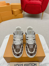 Load image into Gallery viewer, SE1288 LB Trainer Maxi Sneaker / Size5-11