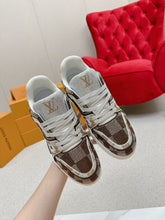 Load image into Gallery viewer, SE1288 LB Trainer Maxi Sneaker / Size5-11