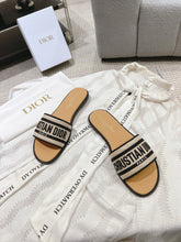 Load image into Gallery viewer, SE1604 Dway Slide / Size4-11