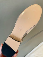 Load image into Gallery viewer, SE1272 Women's ballerina with Double G / Size5-11