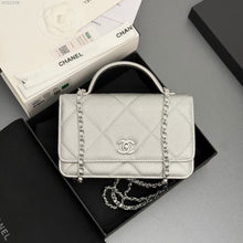 Load image into Gallery viewer, CC1420 Chanel Handle WOC / HIGHEST QUALITY VERSION / 19.5 x 12 x 3.5 cm