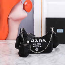 Load image into Gallery viewer, PD265 Prada Re-Edition Wool Mini-bag / 8.6x7x2.3inch