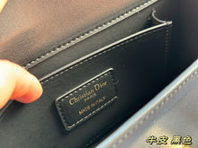 Load image into Gallery viewer, DR404 30 Montaigne East-West Bag with Chain / 8.5x4.5x2.5inches