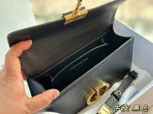 Load image into Gallery viewer, DR404 30 Montaigne East-West Bag with Chain / 8.5x4.5x2.5inches