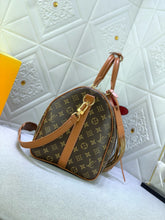 Load image into Gallery viewer, LB1063 Keepall Bandoulière 50 / 19.7 x 11.4 x 9.1 inches