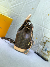 Load image into Gallery viewer, LB1060 Montsouris Mini / PM