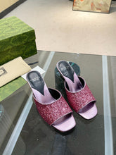 Load image into Gallery viewer, SE1324 Women's Interlocking G Heel Sandal / Size5-10