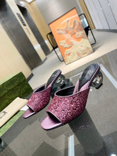 Load image into Gallery viewer, SE1324 Women's Interlocking G Heel Sandal / Size5-10