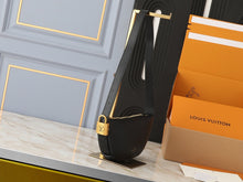 Load image into Gallery viewer, LB1057 Low Key Bumbag / 11 x 5.1 x 2.2 inches