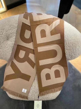 Load image into Gallery viewer, CLTH389 B Logo Wool Jacquard Scarf / 188 x 33cm/74 x 13in