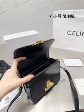 Load image into Gallery viewer, CL111 Mini/Small Teen Triomphe Bag