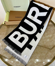 Load image into Gallery viewer, CLTH389 B Logo Wool Jacquard Scarf / 188 x 33cm/74 x 13in