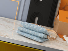 Load image into Gallery viewer, LB1058 Coussin BB / 8.3 x 6.3 x 2.8 inches