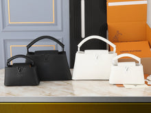 Load image into Gallery viewer, LB1061 Capucines BB / MM