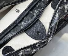 Load image into Gallery viewer, GY052 Artois PM Bag / 11.8x9.3x5.1inch