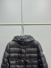 Load image into Gallery viewer, CLTH418 Hirma Long Down Jacket / Size0/1/2/3/4