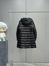 Load image into Gallery viewer, CLTH418 Hirma Long Down Jacket / Size0/1/2/3/4