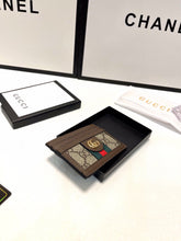 Load image into Gallery viewer, GC626 Ophidia GG Card Case / 4"W x 3"H