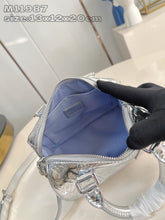 Load image into Gallery viewer, LB1137 Speedy Bandoulière 20 / HIGHEST QUALITY VERSION / 8.1 x 5.3 x 4.7 inches