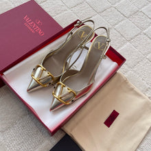 Load image into Gallery viewer, SE1291 Vlogo Glow Laminated Nappa Slingback Pump / 10mm/40mm/80mm