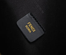 Load image into Gallery viewer, FF217 By The Way Medium / 10.6x5.1x5.9inch