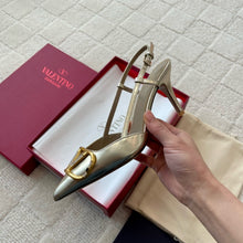 Load image into Gallery viewer, SE1291 Vlogo Glow Laminated Nappa Slingback Pump / 10mm/40mm/80mm